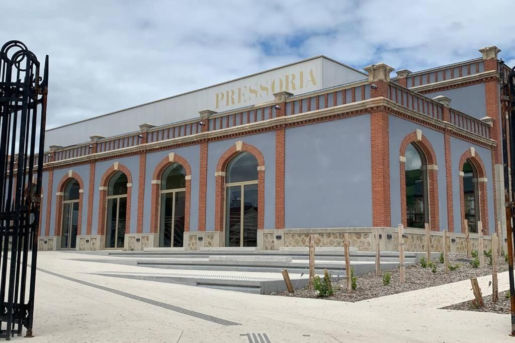 Hyper Centre Maison Le Petit Bouchon Ay-Champagne Exteriör bild